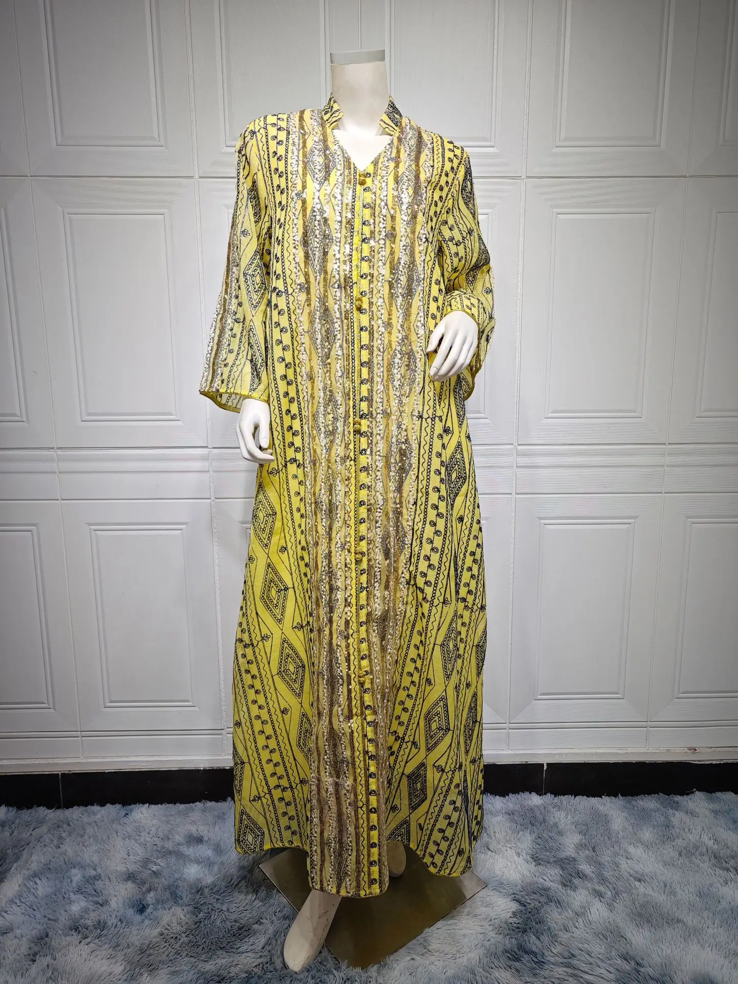 Zahraa Dubai Fashion Sequins Embroidery Abaya Chic And Elegant Women Evening Dress Long Sleeve Notched V-Neck Casual Robe 2026 6