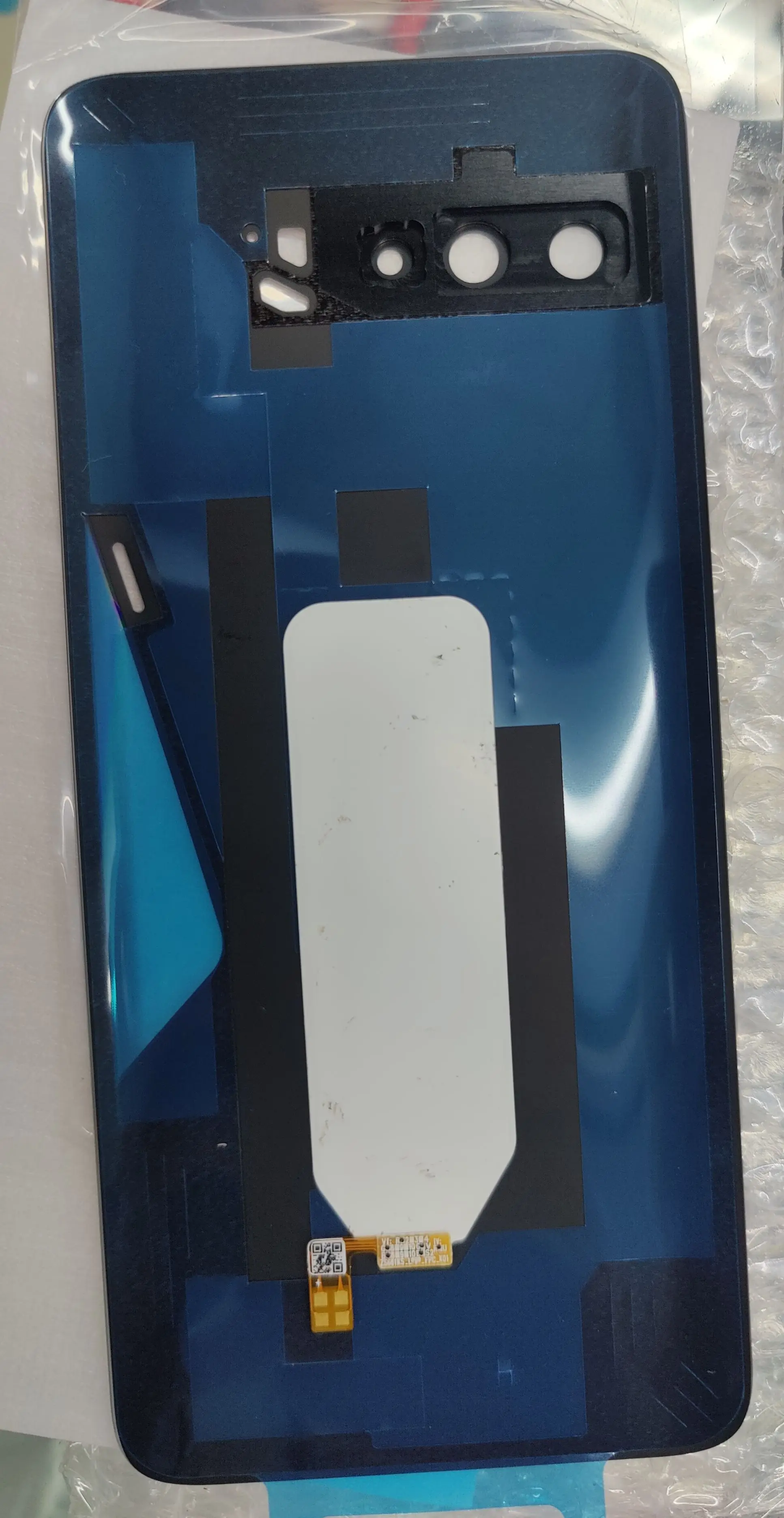 ASUS ROG PHONE3 12/512GB ジャンク品 背面カバー割れ ASUS ROG PHONE3