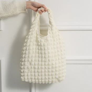 حقيبة يد عصرية جديدة ذات سعة كبيرة كاجوال خفيفة الوزن على شكل فقاعات للسيدات حزمة كتف واحدة عصرية للشارع