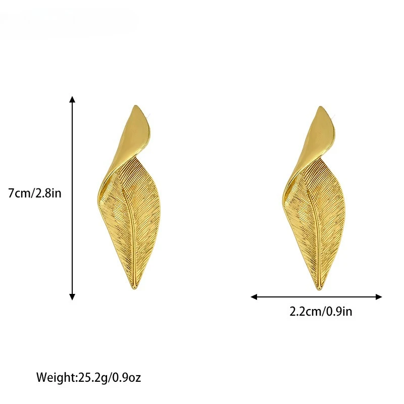 Metal Irregular Twisted Stud Earring for Women Trend Gold Color Geometric Piercing Earring Jewelry Accessories