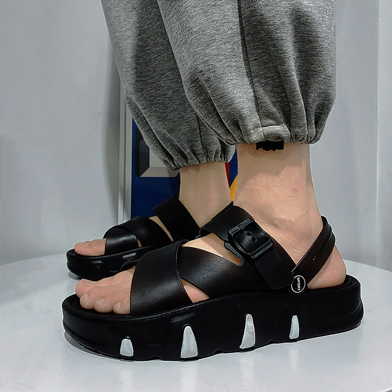 

2022 Summer New Teenager Students Sandals Street Style Height Increasing Shoes Solid Black Daily Casual Beach Men's Shoes