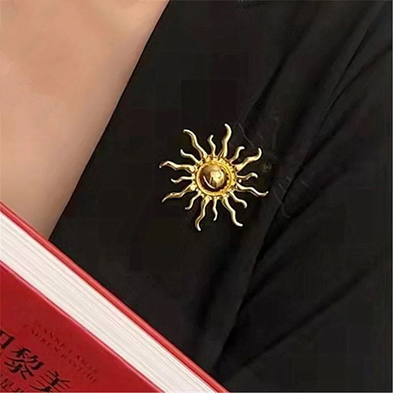 Mode Sonne Geistige Retro Frauen Brosche Pin Sonnenblumen Zubehör Schmuck Für Dame Gold Farbe Broschen Pins Vintage Kleidung Geschenk – Detail 3