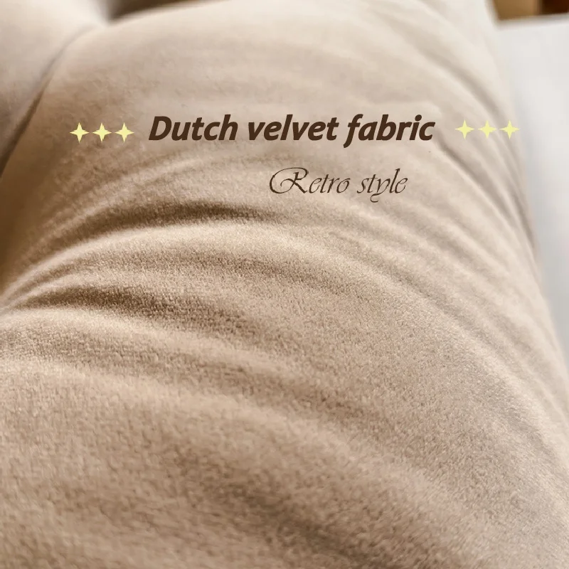 �� �Ӹ��� ���� �ﰢ�� ����, �ʷ��� �ִ� ���� ���� ����� ������ ���� ħ��, ���̺��� ������ �޽� �㸮 �� ���� �ﰢ ����� ���� ����̴������� ���� ���� ħ�� ����̰� �������� ��������� ����� ���� ��