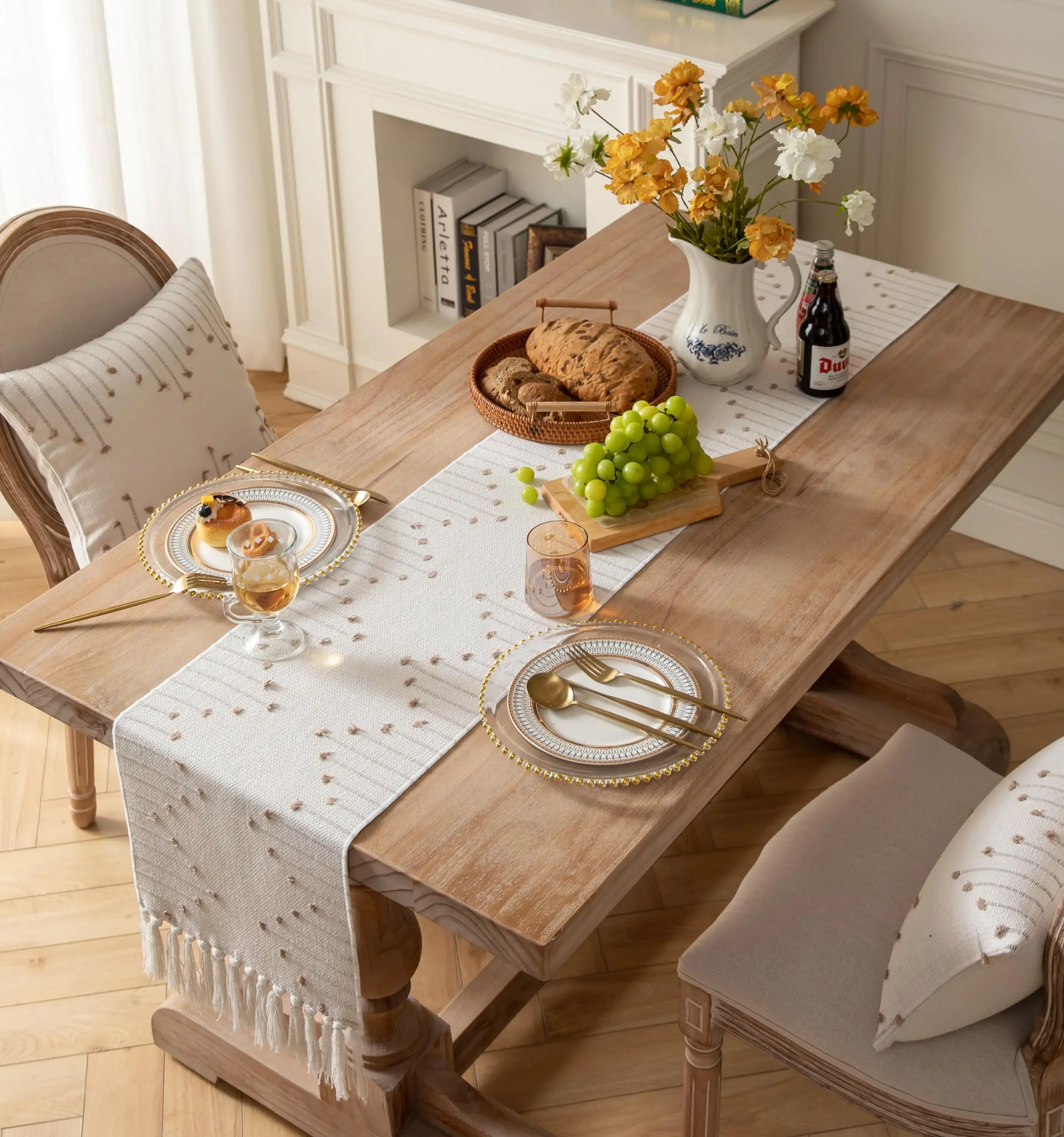 Boho Table Runner Natural Cotton Woven Runner with Tassels for Home Dining Table décor, for Modern Farmhouse Decor