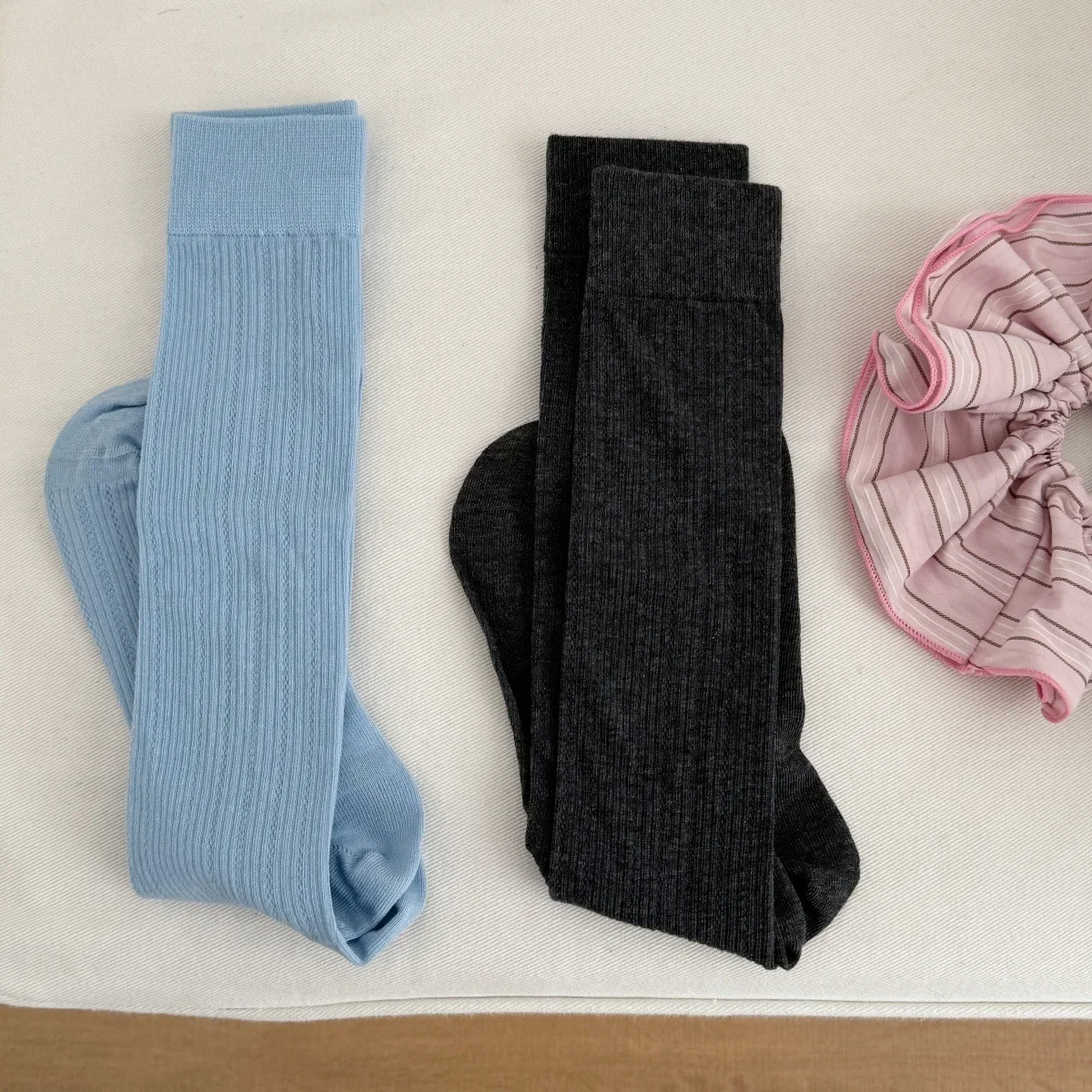 Mädchensocken Strümpfe Damen Baumwolle Dünn Atmungsaktiv JK Mädchen Kniestrümpfe Japanische Mode Einfarbige Lange Socken Damenstrümpfe – Detail 13