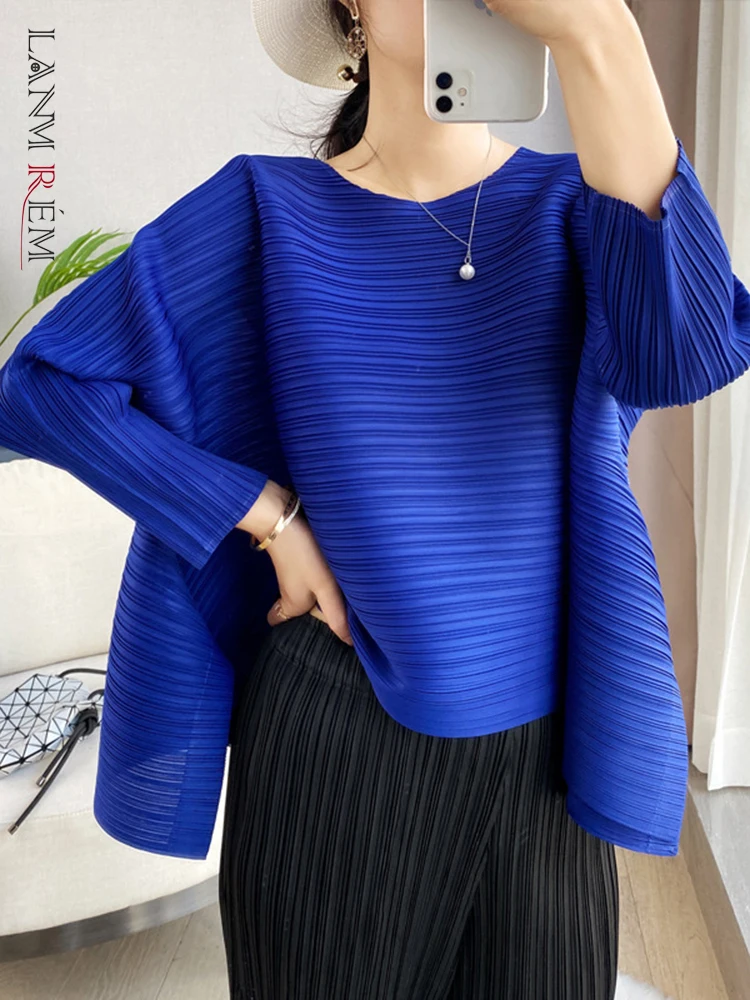 LANMREM Pleated Shirt For Women Solid Color Full Sleeve Round Collar Loose Casual Tops 2024 New Autumn Female Fashion 2N697