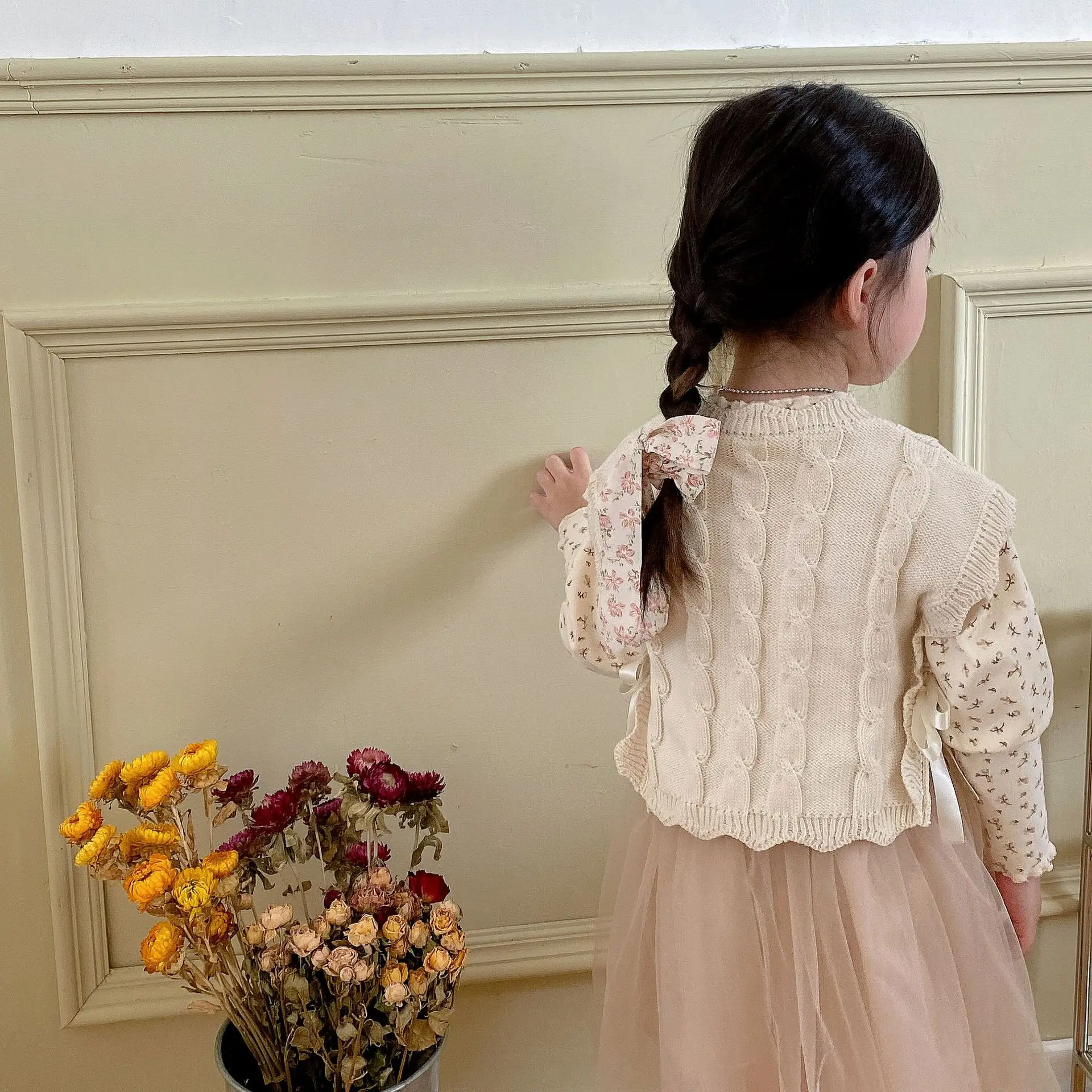 Korean Style Children Knit Vest for Girls Autumn Winter Sleeveless Waistcoat Jacket Fashion Loose Vest Coat QZ303 children vest