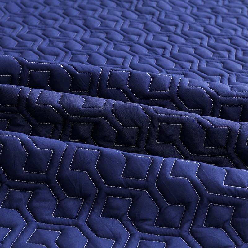 Description Picture 3 of itemQuilted Breathable Bed Mattresses Comfortable Antibacterial Cushion Mattress Soft Quilt Mats Protective Pad Student Dormitory