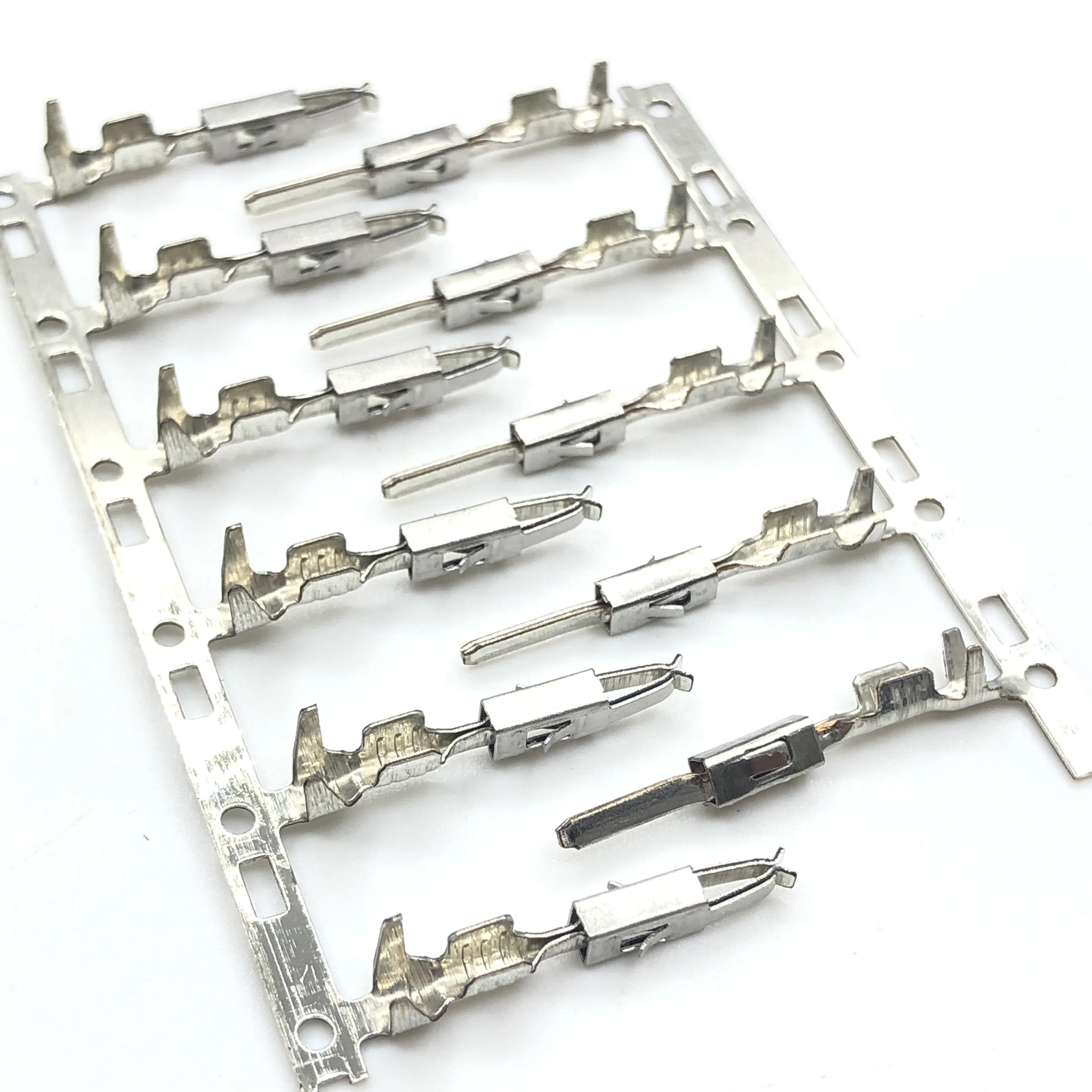 

50pcs 964274-1 TE type 1.5 two-flap female terminal car connector spring press line range 0.5-1mm²