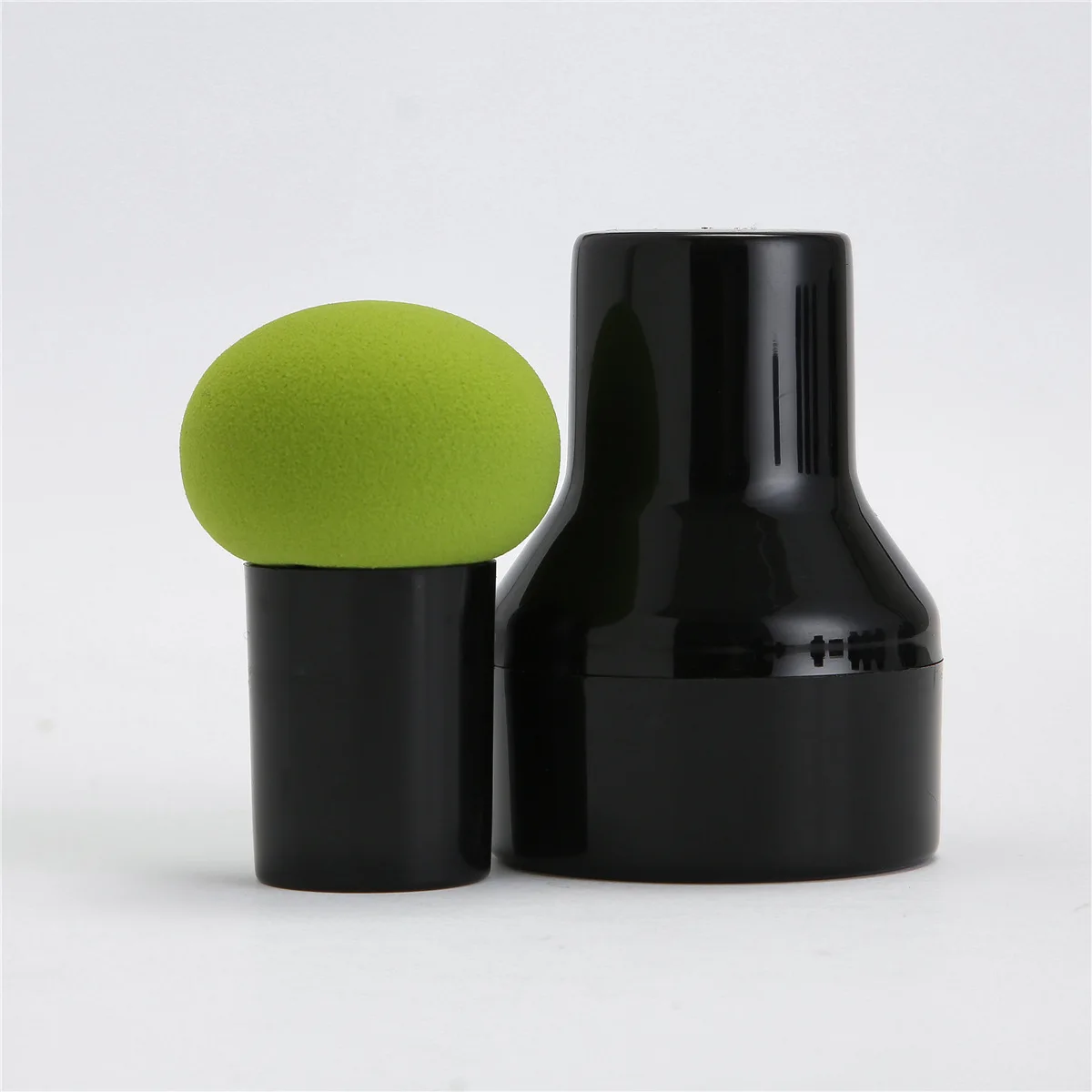 Mushroom Makeup Sponge With Handle