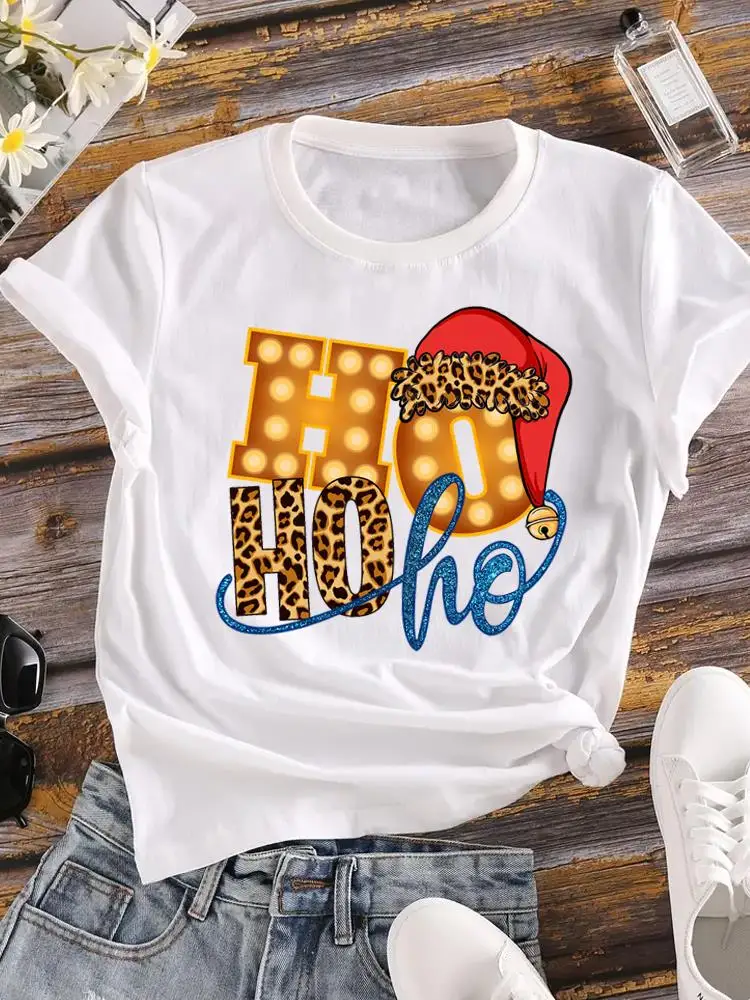 

Стильная Милая женская модная Новогодняя футболка с леопардовым принтом и надписью, праздничный топ с рождественским принтом, футболка с графическим рисунком, женская одежда, футболка