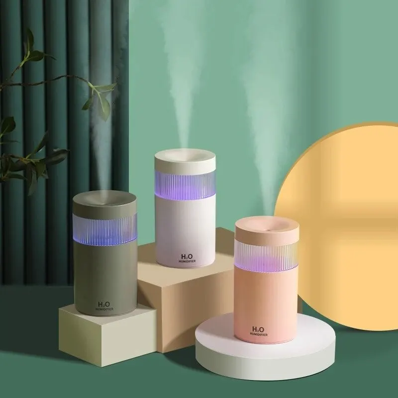 New Small Mini Desktop USB Humidifier Atomizer Household Car Water Replenisher Small Night Light 3