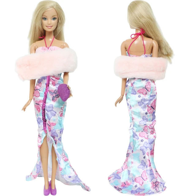 Roupa para barbie (vestido com casaco, bolsa e sapato)