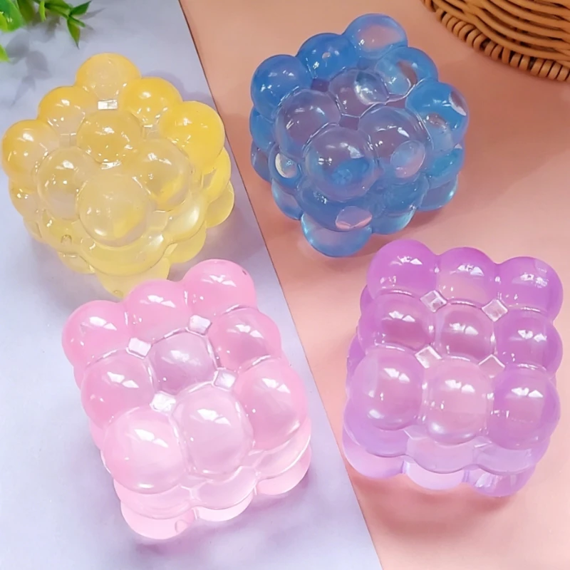 말랑말랑한 큐빅 말토즈 피젯 토이 밝은 색상의 느린 상승 말토즈 스퀴즈 토이 재미있는 안티 스트레스 감각 장난감 크리스마스 장난감