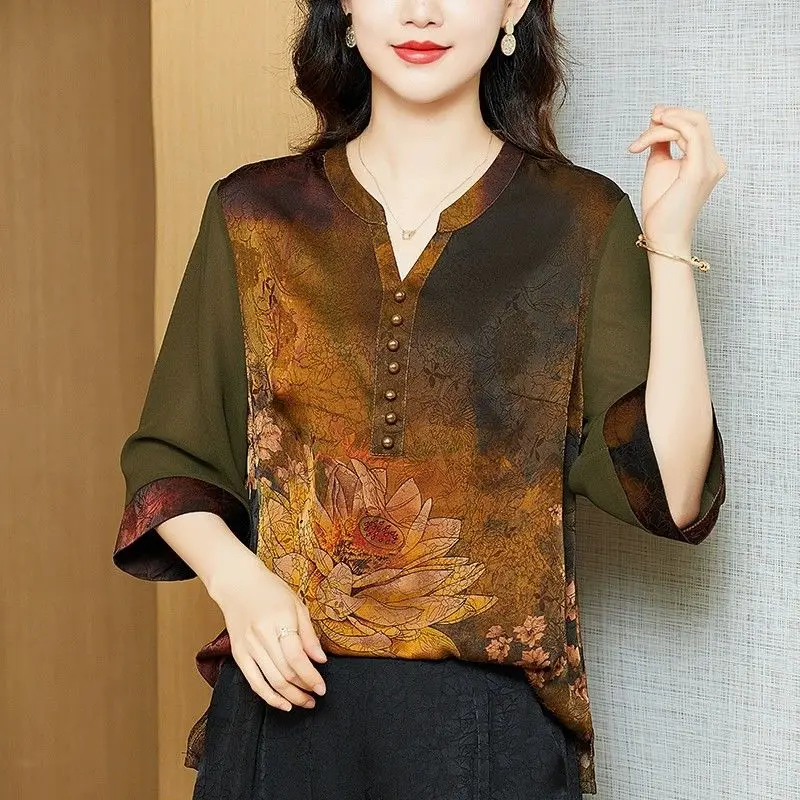 

New Fashion Female Clothing Summer Women's T-shirt Large V-Neck Loose Print Three Quarter Tees Button Elegant Vintage Tops