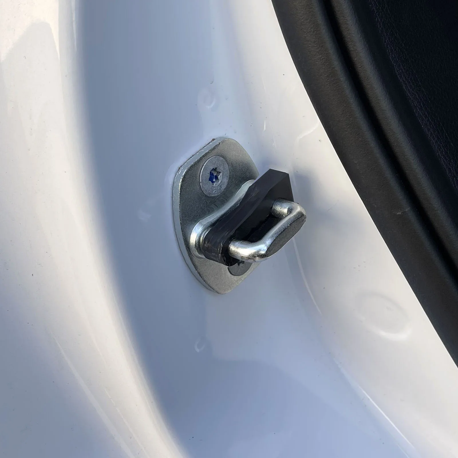 Sound Deadener Car Door Lock Sound Deadener Damper Buffer Hyundai Verna Elantra GT Accent i20 i30 Rattling Screaks Deaf Soundproofing seal