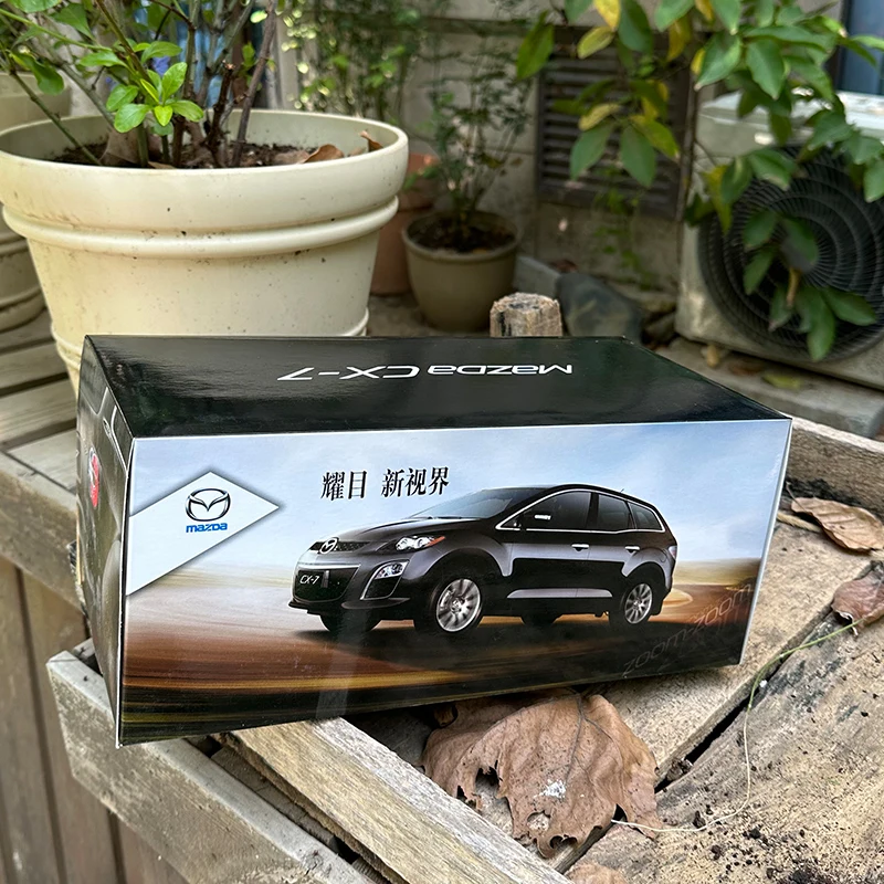 1/18 MAZDA CX-7 SUV ミニカー 完成品 - 1:18 Scale Mazda CX-7 SUV