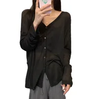 Chemise monochrome à col en V pour femme, simple boutonnage, mousseline de soie, mince, tout match, protection solaire, mince, respirant, confortable, mode printemps 6