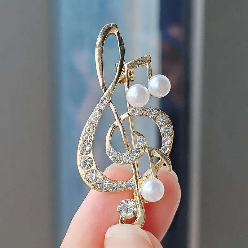 Brooch for Women Elegant Music Note Pearl Pendant Jewelry Music Note Brooch Fashion Temperament Dress Decoration Accessories