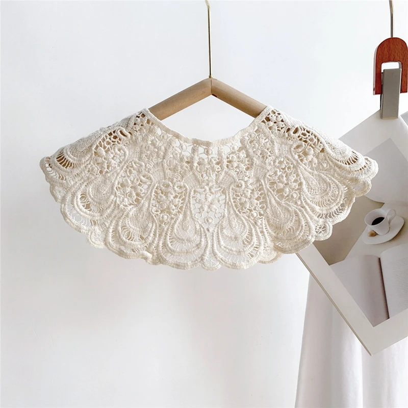 Vintage Women Hollow Lace Crochet Fake Collar Round Neck Knit Shawl Detachable Mesh Scarf Wrap Lolita Girls