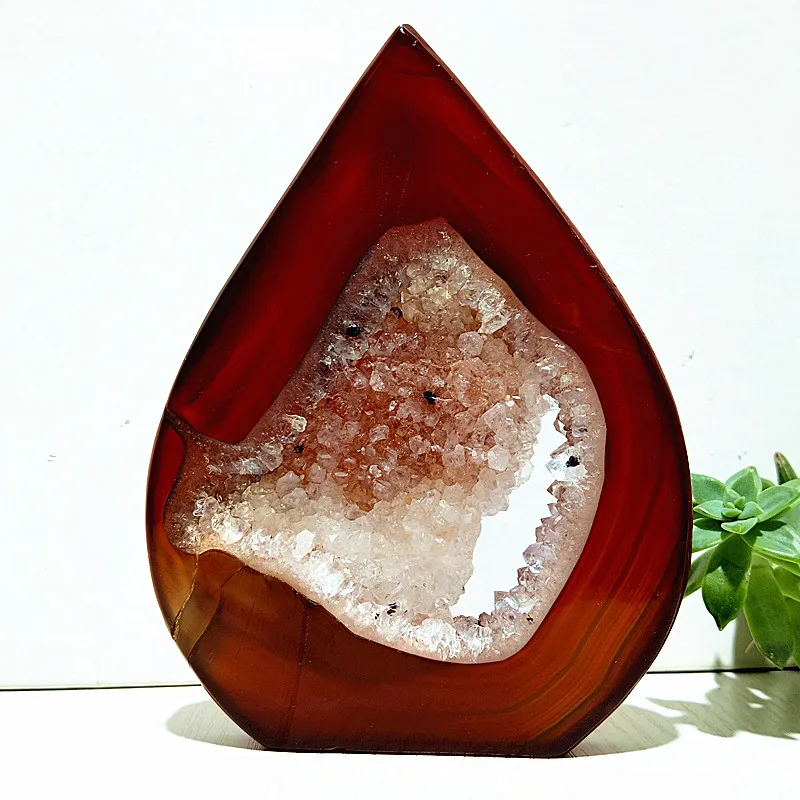 Přírodní kámen červený achát broušené sklo druzy geode freeform domácí pokoj dekorace duchovní meditace čakra reiki feng shui krystalů