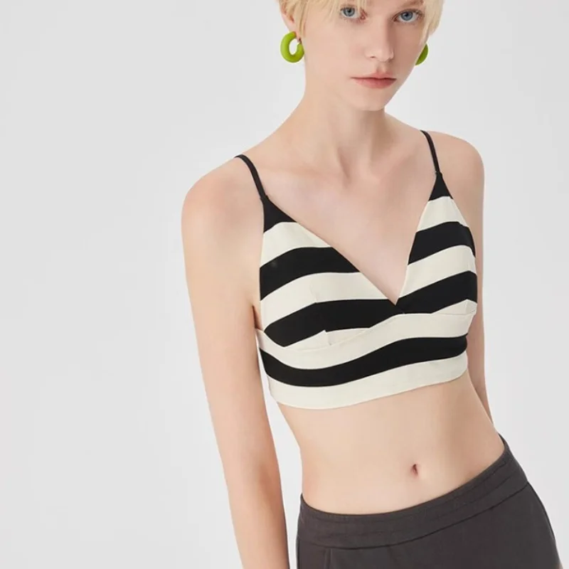 European American Fashion Sexy Stripes Panelled Sports Bra Women High Elasticity Casual Beautiful Back Vest Lingerie Yoga Suit
