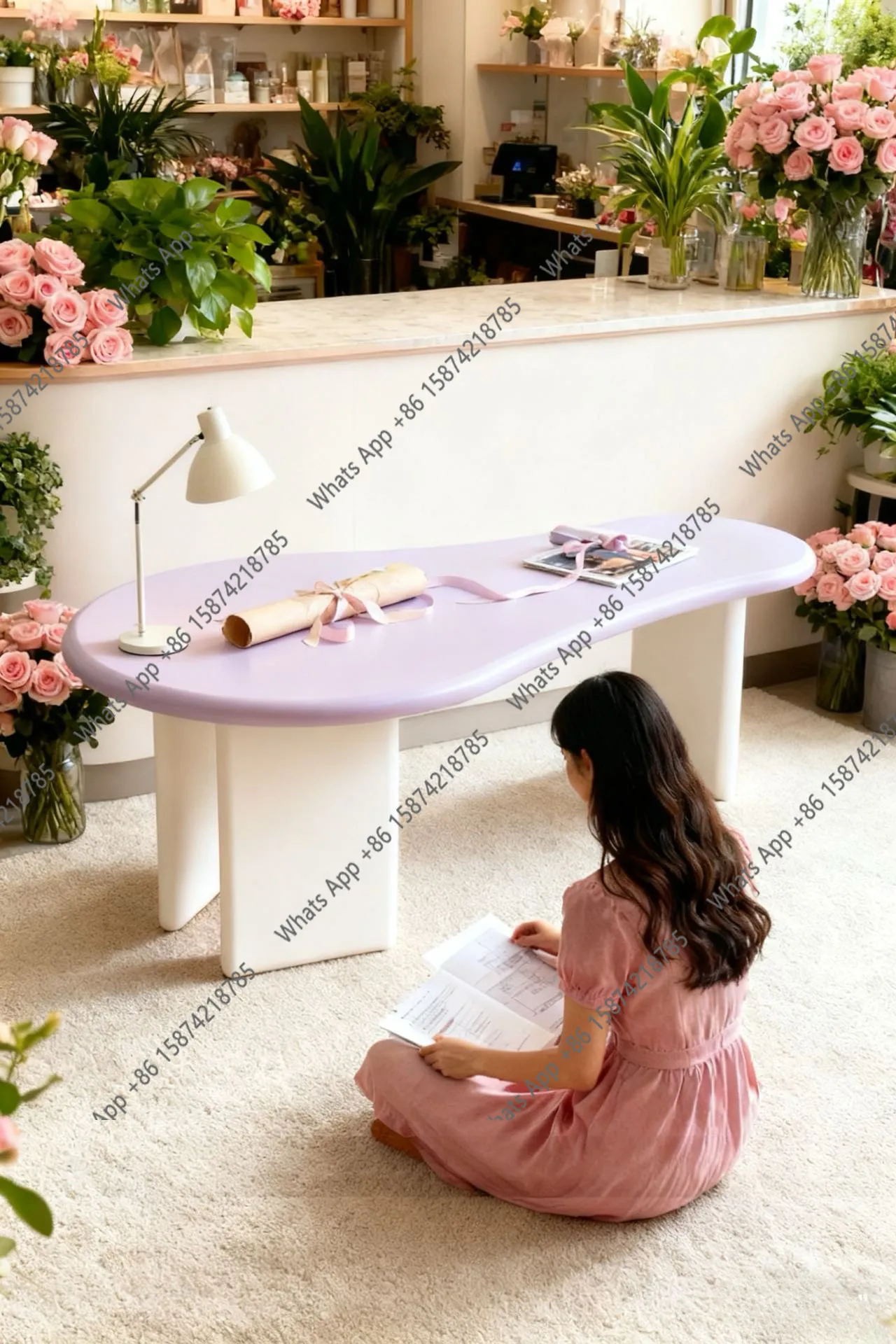 K table de travail style moderne nordique simple bureau de forme spéciale petite table à manger style crème table de travail style moderne