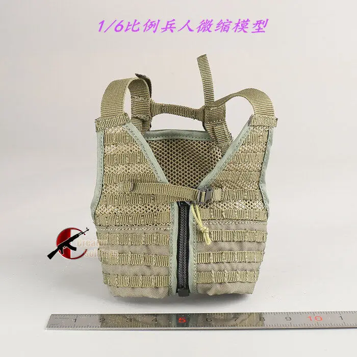 

Многофункциональная подвесная безрукавка DAM, модель масштаба 78091, 1/6, на 1-й фотографию,
