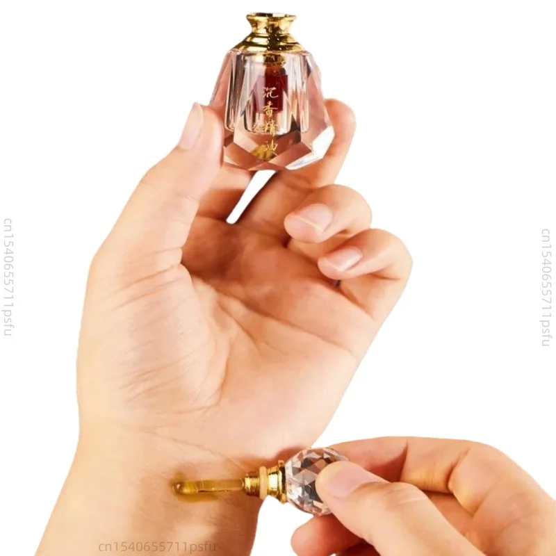 قسط زيت العود الكمبودي الأصلي العود الدهون حقيقية الطبيعية كينام البخور رائحة دائمة النوم العميق تقليل الضغط 2 مللي/زجاجة