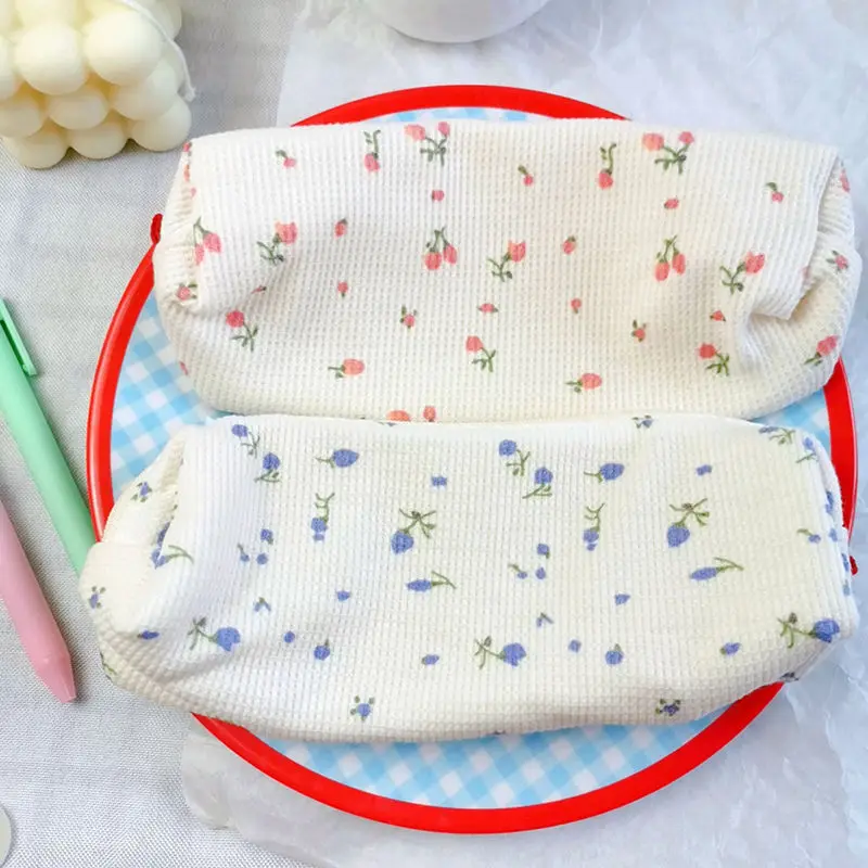 

Kawaii Small Flowers Pencil Cases Floral Fresh Style Pencil Bag Cute Simple Pen Bag Storage Bags School Supplies Stationery Gift