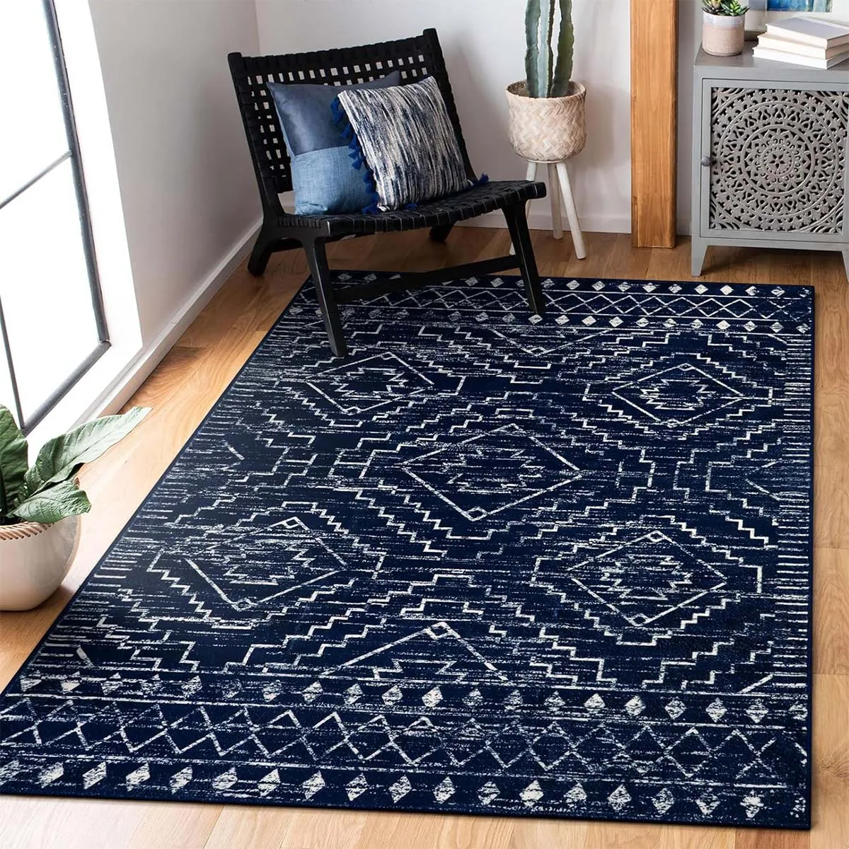 

Bohemian Floor Mats for Living Room, Bedroom Decoration, Non-slip, Soft Vintage Ethnic, Machine Washable, Pale White