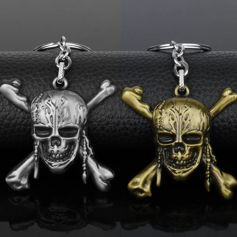 Movie Pirate Captain Jack Keychain Necklace Horror Skull Head Metal Alloy Pendant Keyring Jewelry Trendy Cosplay Props Accessory