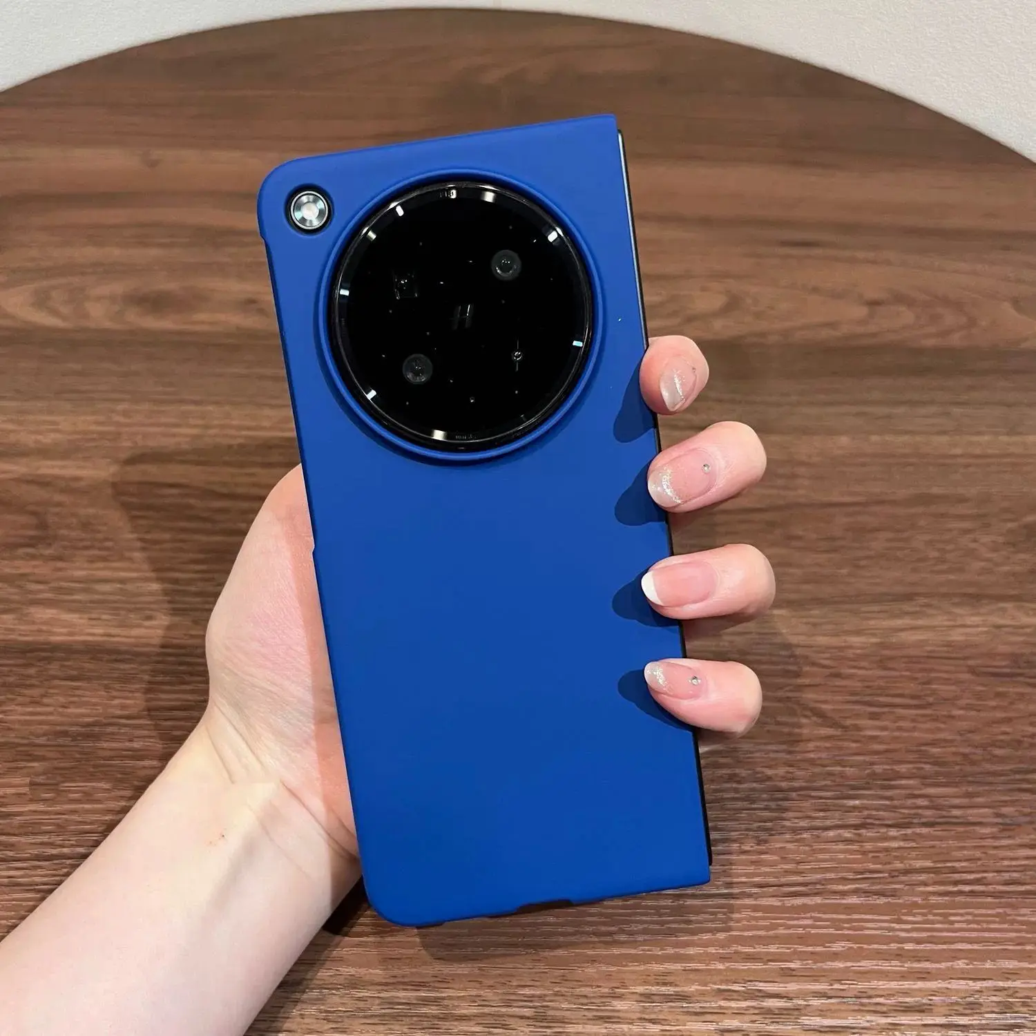 Stylish Matte Finish Ultra-Thin Shockproof Case with 360° Protection