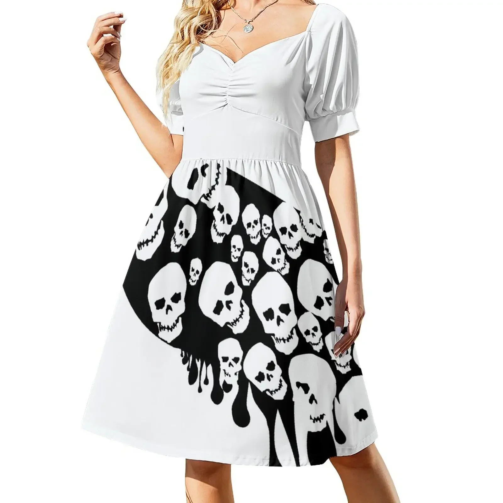 thumbnail image 1 of Vestido de manga corta con estampado de fantasmas para mujer, ideal para ocasiones especiales de verano., 1 of 7