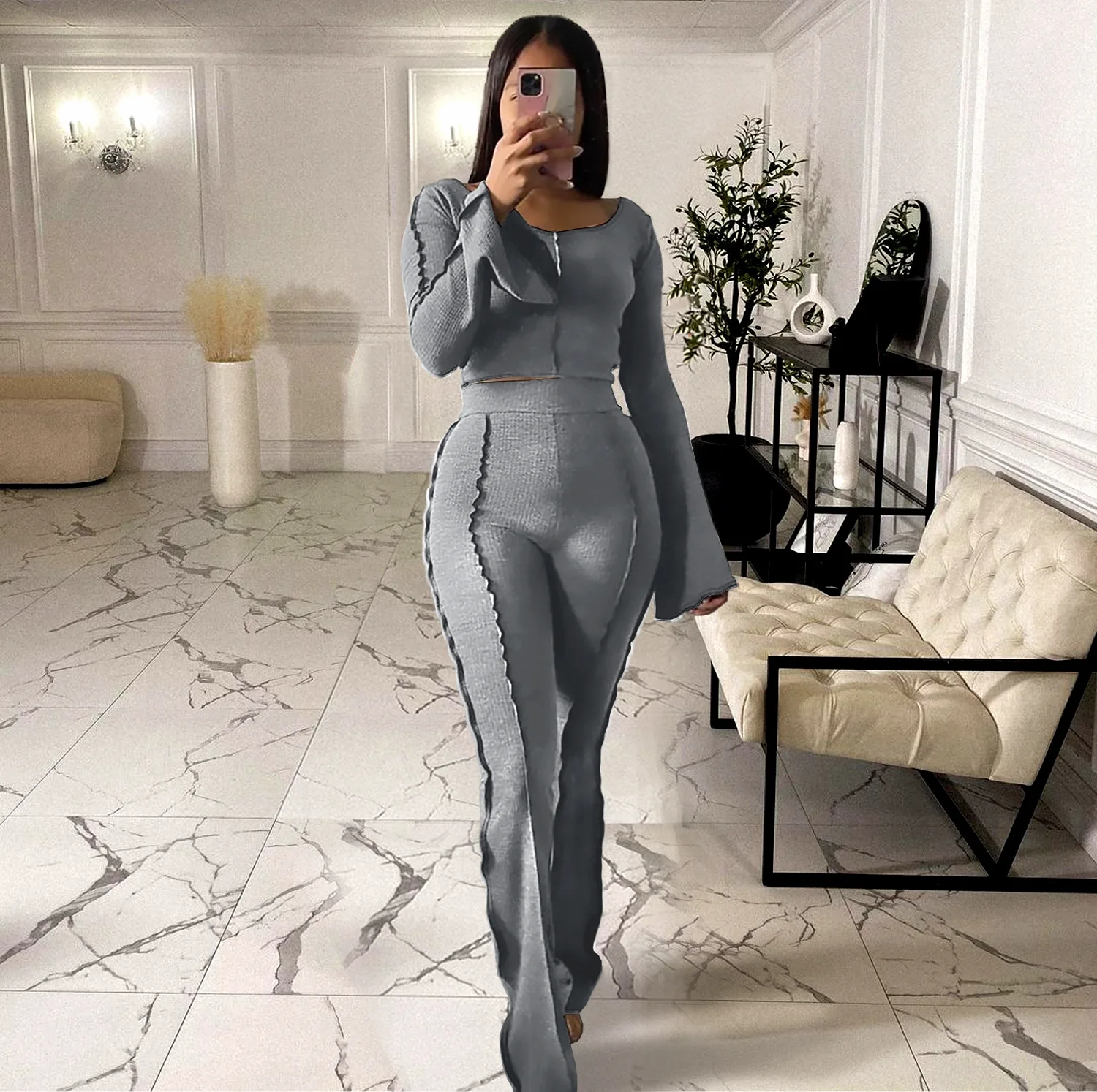 

2023 Casual Women's Two-Piece Winter Crew Neck Long-Sleeved Slim-Fit Top And Fashion Flare Pants Lady 2-Piece Commute Set