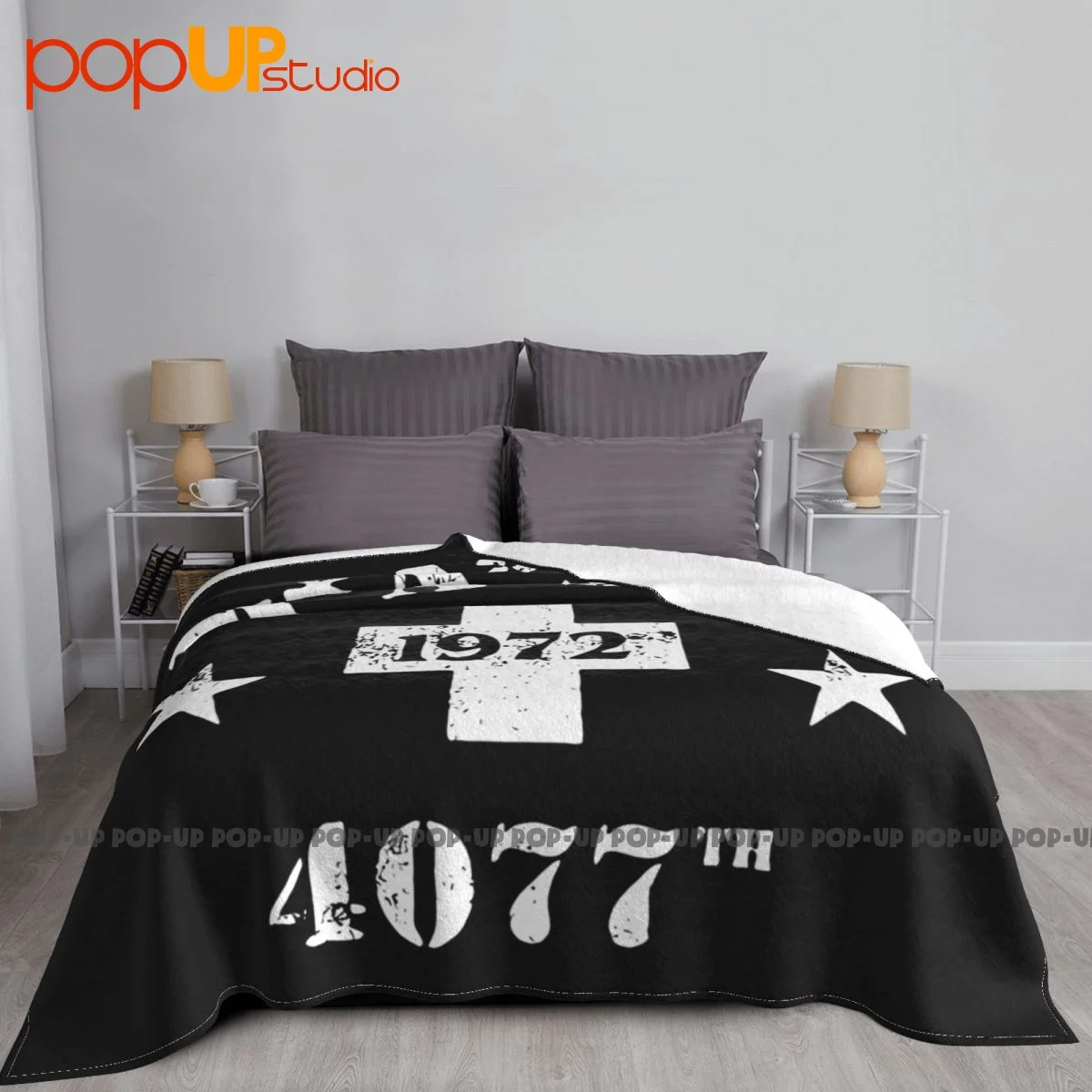 �Ž� 4077th ���, �ε巯�� �� ���� ���, ħ�� ��ǰ, ���� ��Ʈ