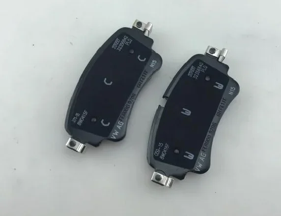 Audi A4L A5L Q5L D1898 8W용 자동 후방 브레이크 패드 0698451 J 8W 0698451 K
