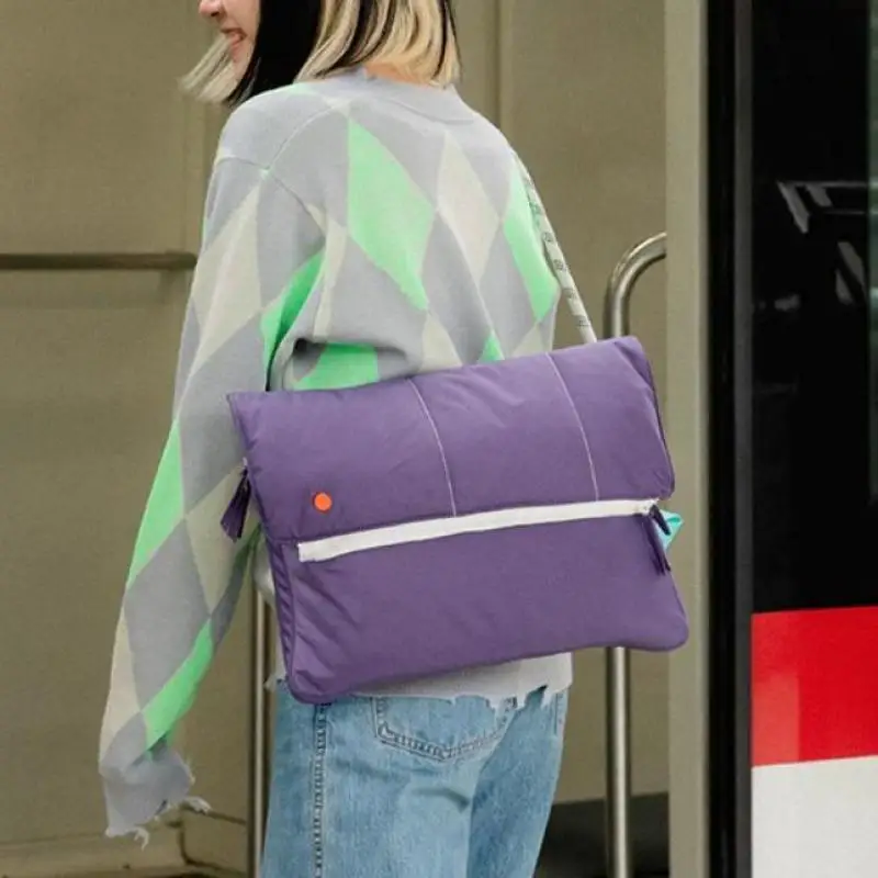

Horizontal Square Pillow Type Space Cotton Crossbody Bag Autumn And Winter New Environmental Fashion Leisure Shoulder Bag Trend