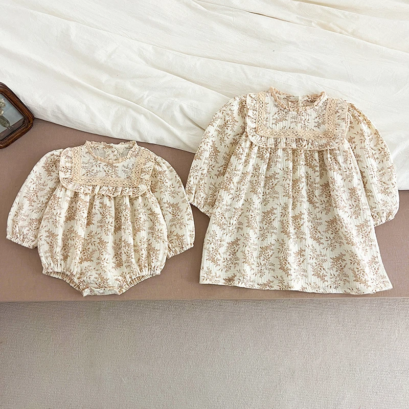New Sisters Dress Infant Baby Girls Lace Collar Dress Rompers Kids Girls Vintage Flowers Princess Dress Family Clothes Rompers 6