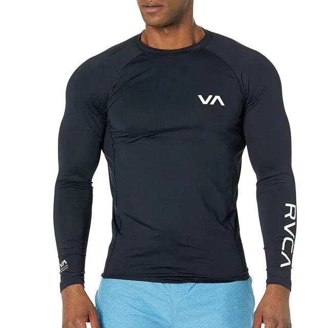 할인된 가격으로 남성용 긴팔 UV 선수영 타이트 티셔츠를 구매하세요.