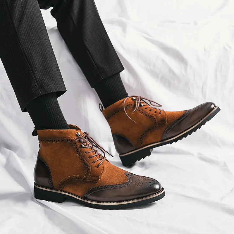 Retro Brown Mens Brogue Shoes Pointed Dress Shoes Men's Ankle Boots Lace-up High Top Casual Leather Shoes Men Botas Para Hombre