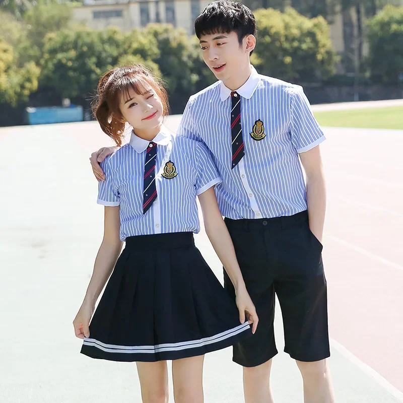 

Поэзия учеников начальной и средней школы, красные песни, ректация, выступление в хоре, одежда, Женский студенческий стиль