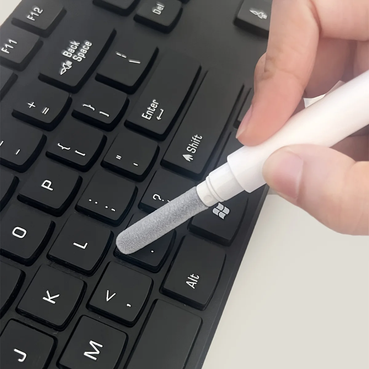 Multi-Function Cleaning Brush Kit Digital Devices No Power Required Earbud Cleaning Pen Wireless Headset Cleaner Chargi