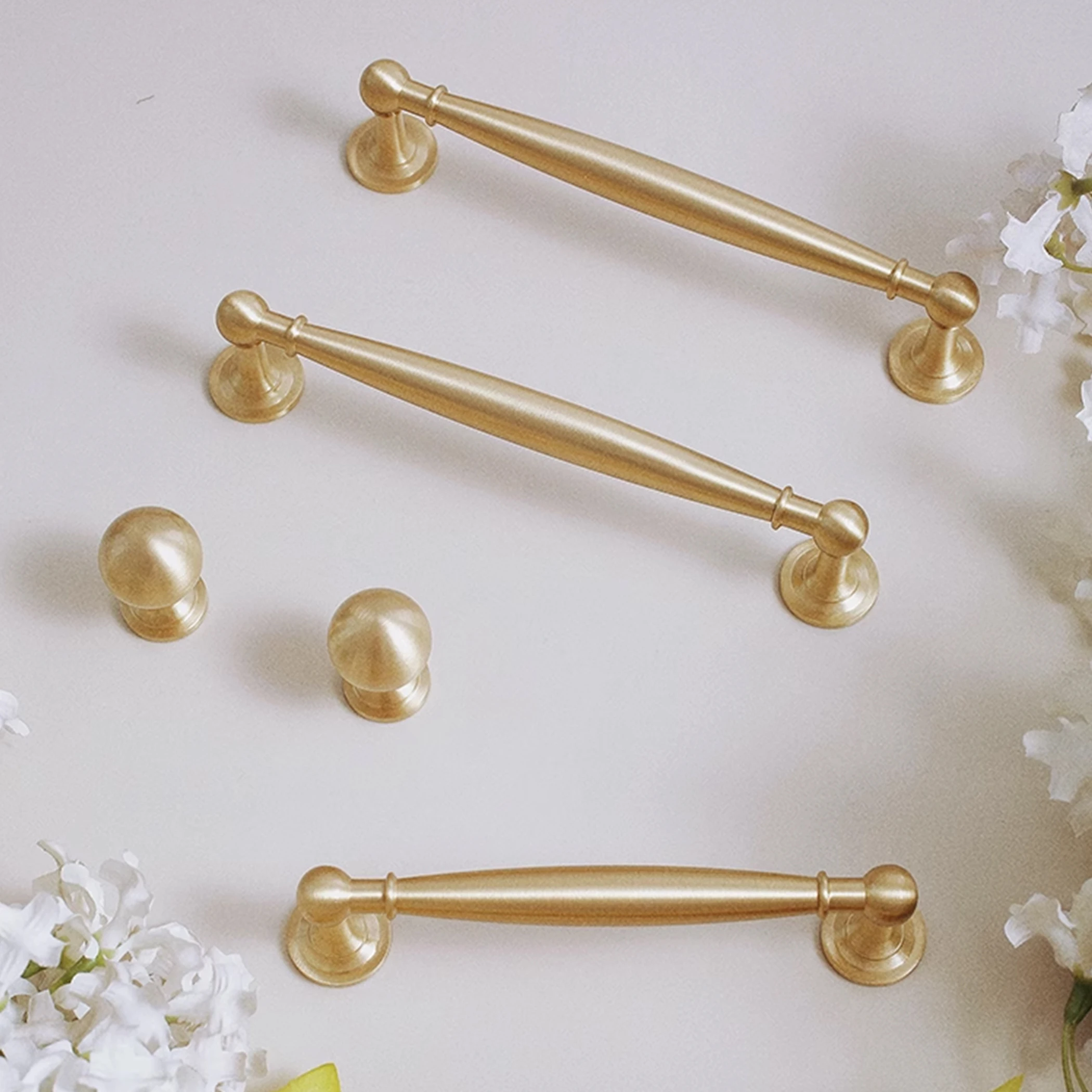 MFYS Solid Brass Cabinet Handles and Knobs Gold Round Single Hole Drawer Knob Light Luxury Wardrobe Pulls Furniture Hardware