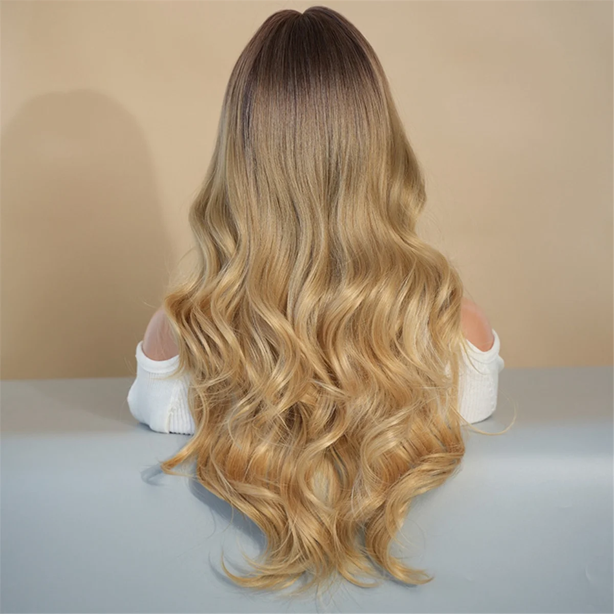 

Brown Blonde Highlight 63cm European American Wig Long Curly Hair Medium Parted Full Head