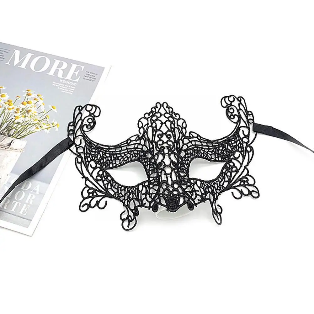 

Halloween Women Hollow Lace Mask Sexy Cosplay Prom Party Nightclub Queen Mask Face Mask Eye Costume Props Masquerade Mask G2T9