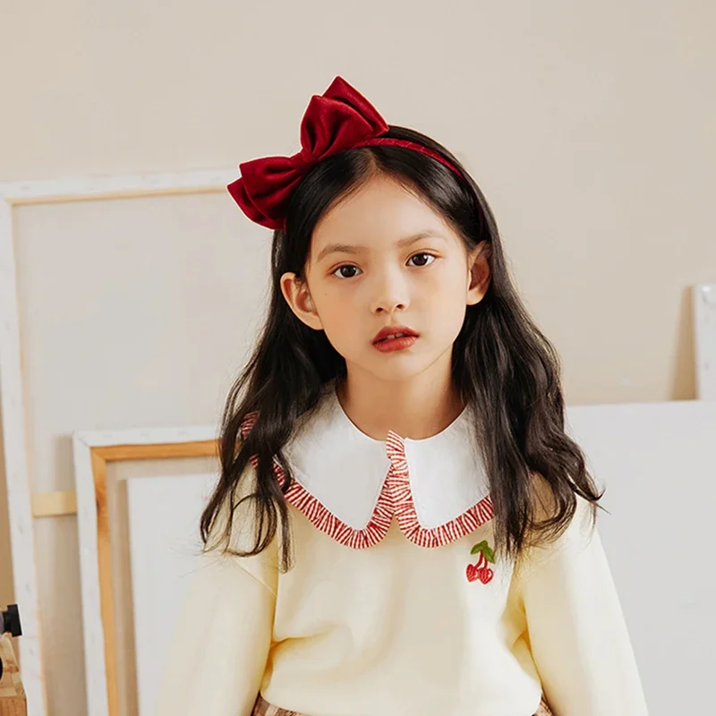 Charming Red Velvet Bow Hairband for Girls – Princess-Style Hair Accessory