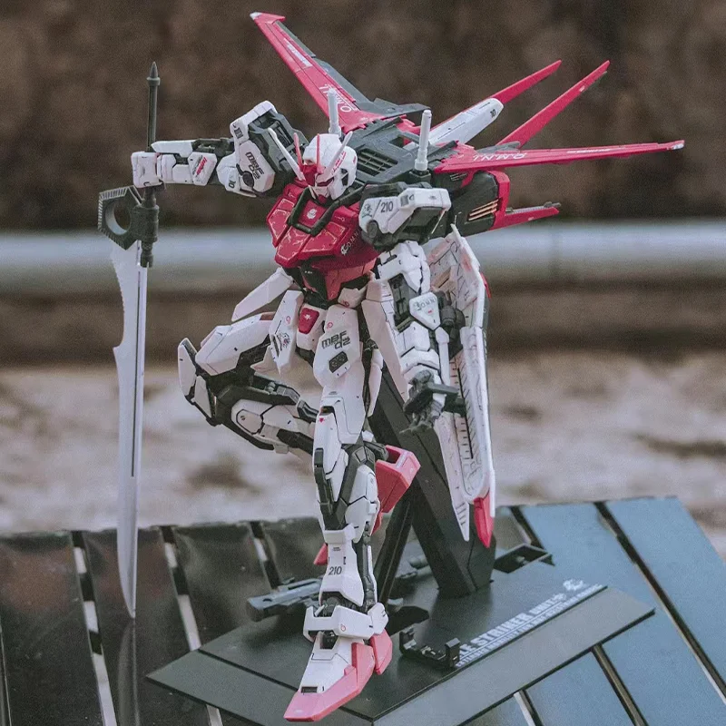 ダバンスキーバッパー組み立てモデル、ストライクレッド、収集