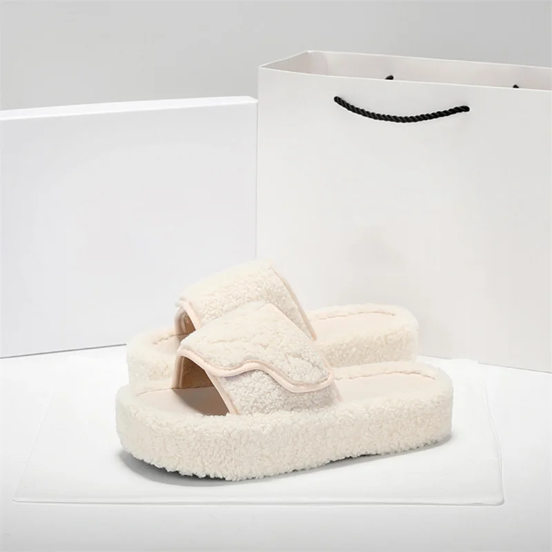 New Women's Fur Slippers Imitation Lamb Hair Fashion Elevated Slippers Women's Home Casual Thick Sole Slippers