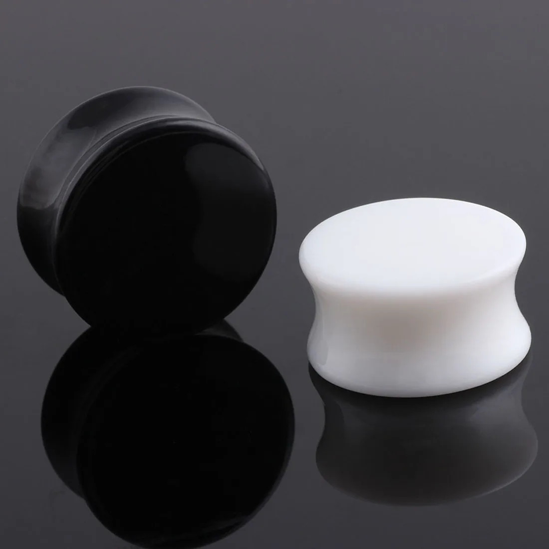 Piercing Jewelry 2Pcs Ear Plugs Tunnels Acrylic Piercing Double Flared Ear Gauges Expanders White Black Dilation Stretcher
